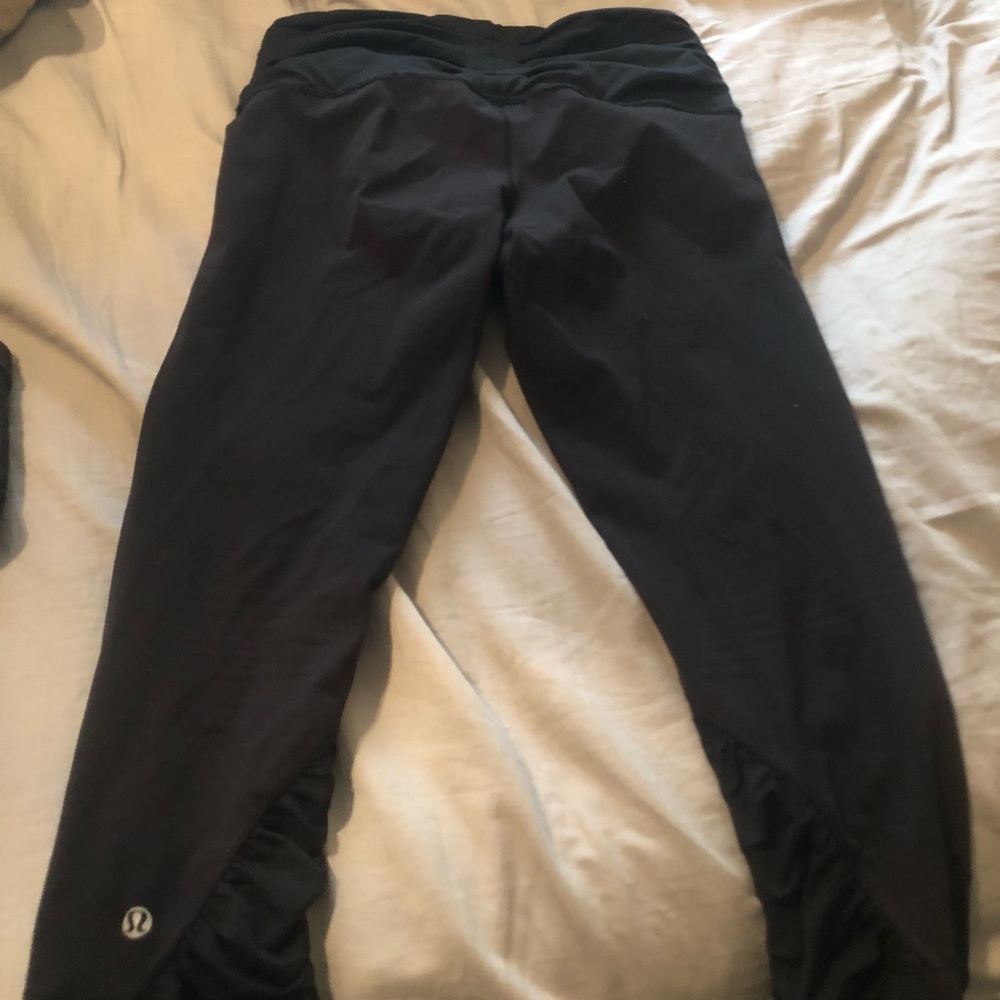 Lululemon size 4 pants